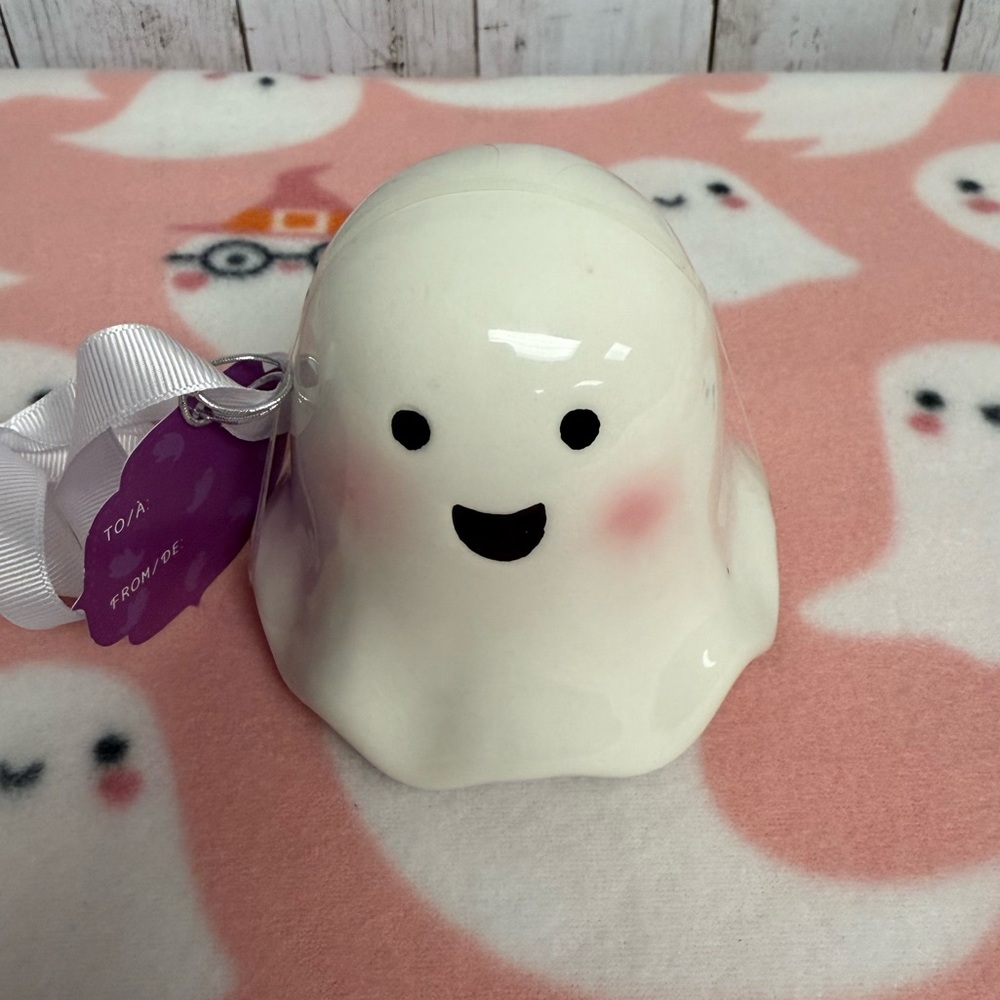 10 Strawberry Street Halloween White Ghost Nesting Measuring Cups Set of 4 NWT